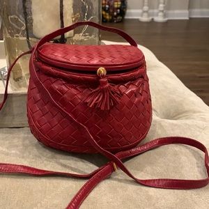 Bottega veneta classic woven crossbody